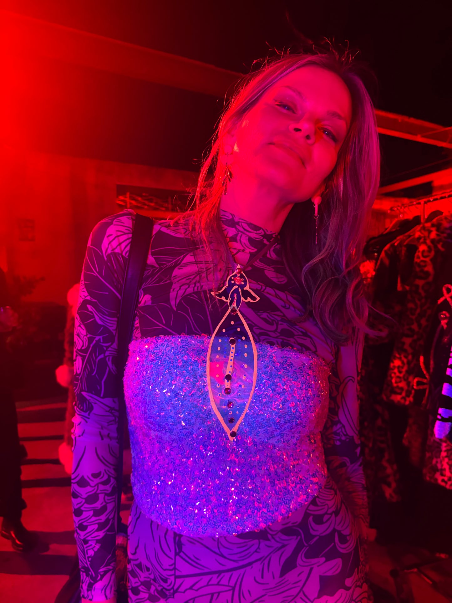 Pins holographic designs